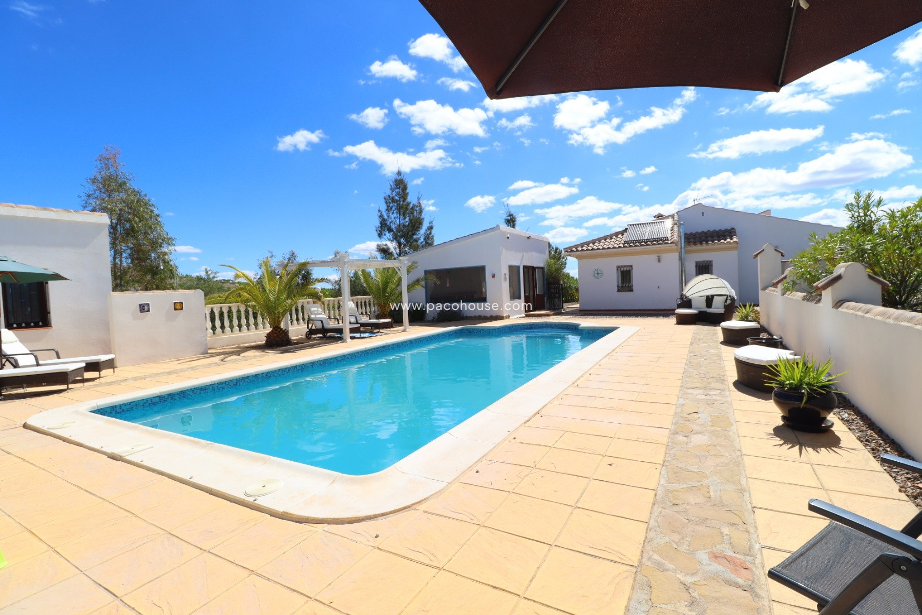 Resale - Villa -
Zarzalico