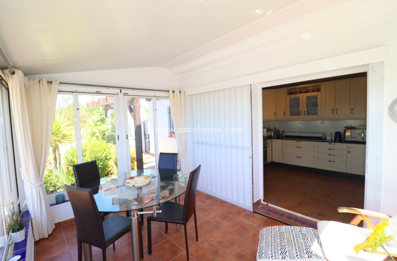 Resale - Villa -
Zarzalico