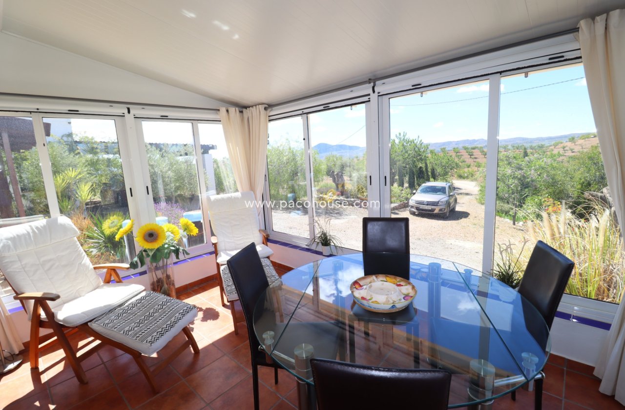 Resale - Villa -
Zarzalico