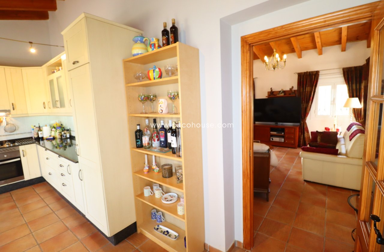 Resale - Villa -
Zarzalico