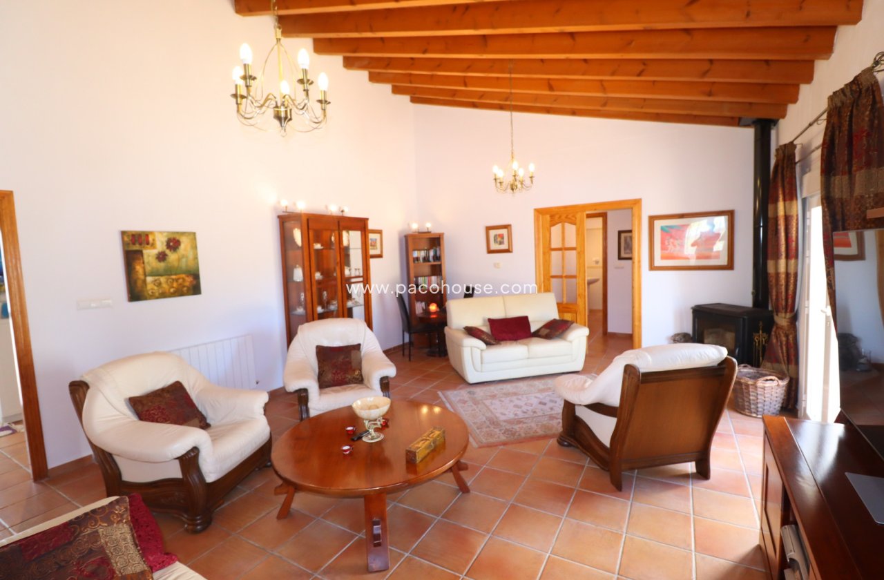 Resale - Villa -
Zarzalico