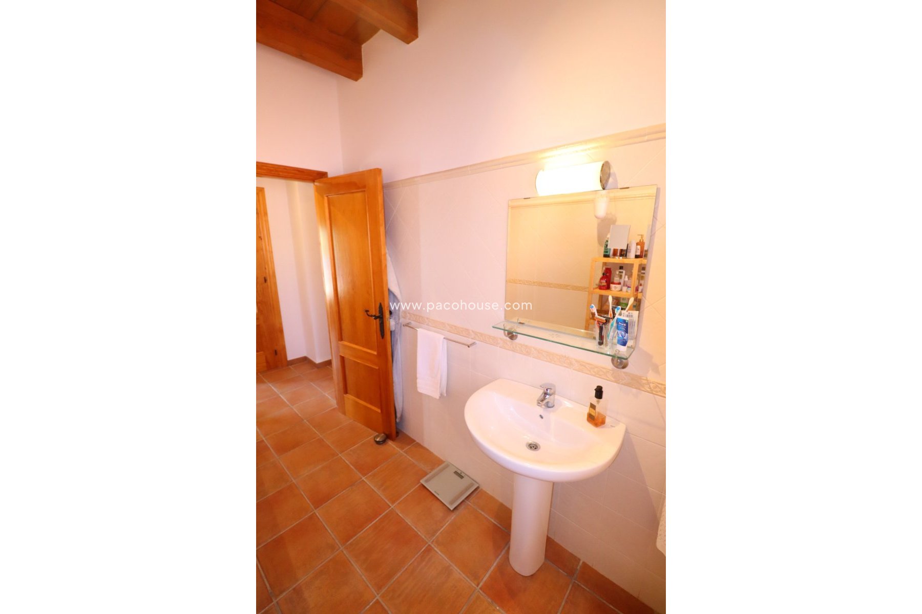 Resale - Villa -
Zarzalico