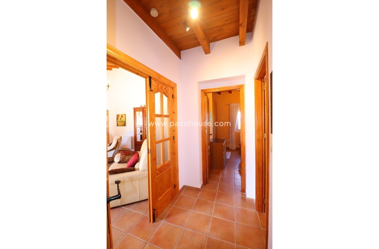 Resale - Villa -
Zarzalico