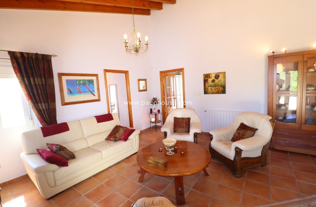 Resale - Villa -
Zarzalico