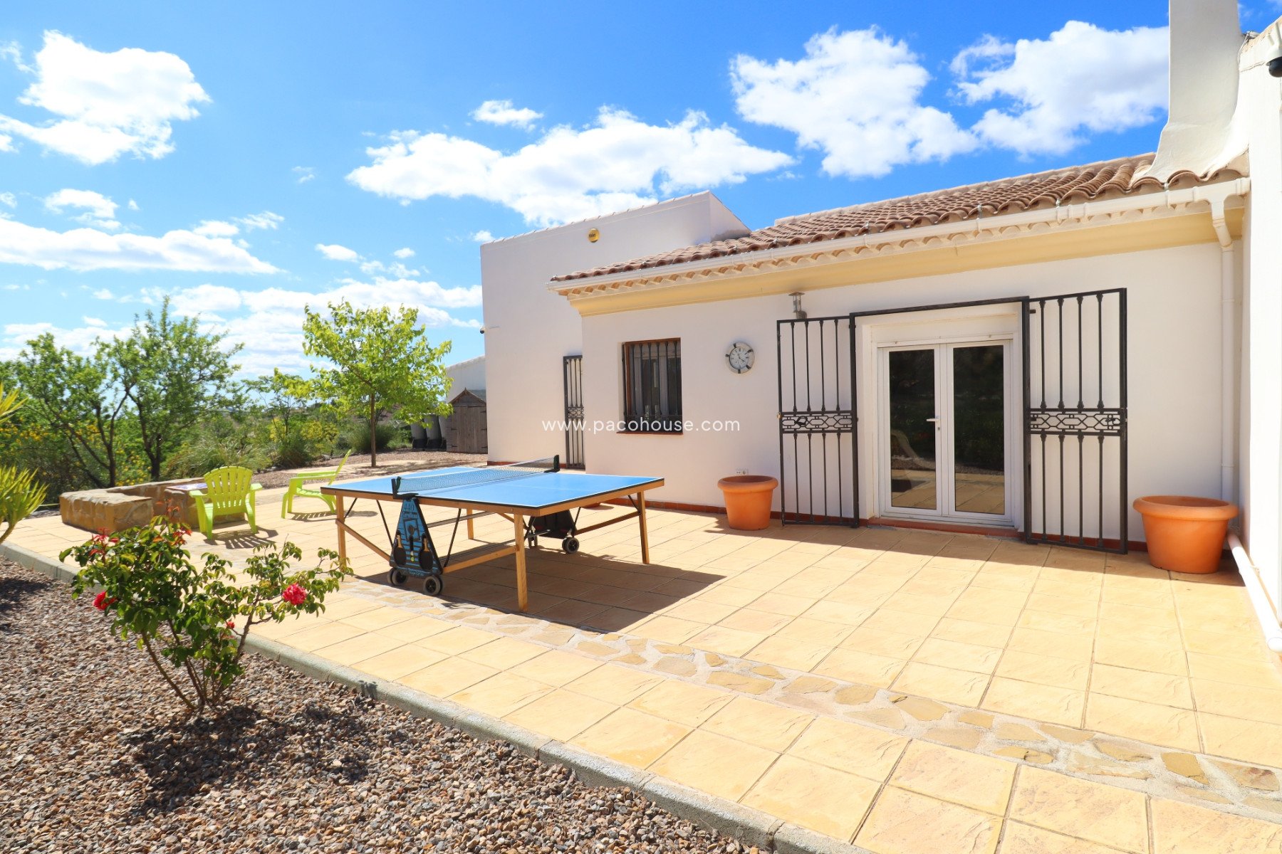 Resale - Villa -
Zarzalico