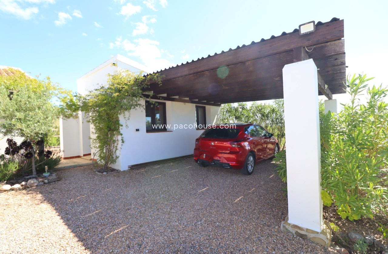 Resale - Villa -
Zarzalico