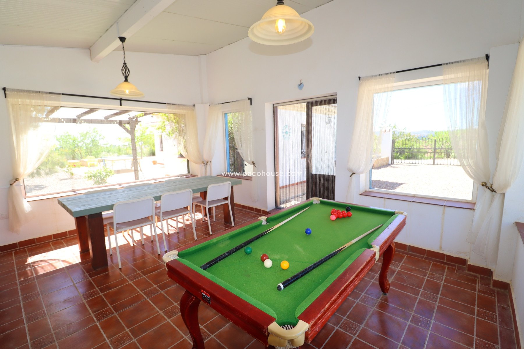 Resale - Villa -
Zarzalico