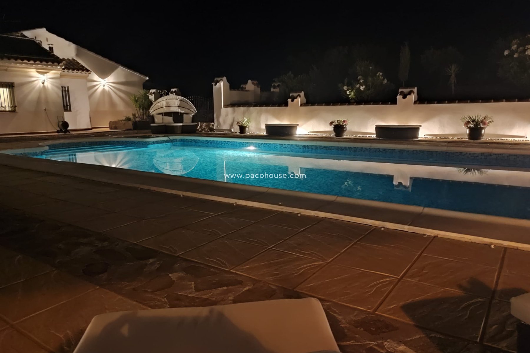 Resale - Villa -
Zarzalico