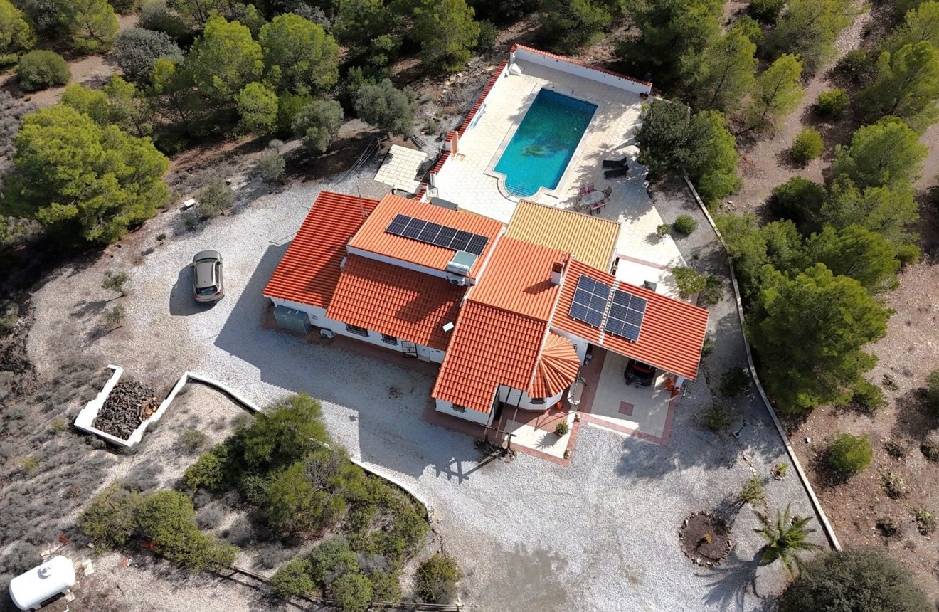 Resale - Villa -
Zarzalico