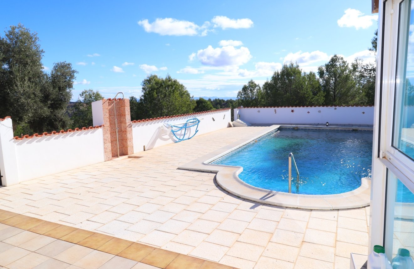 Resale - Villa -
Zarzalico