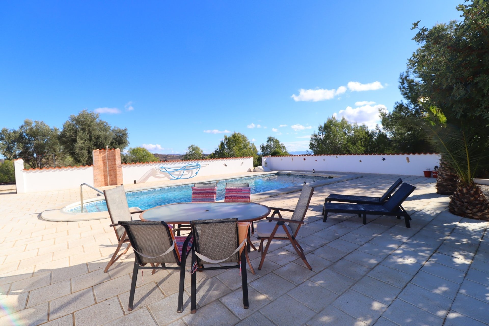 Resale - Villa -
Zarzalico