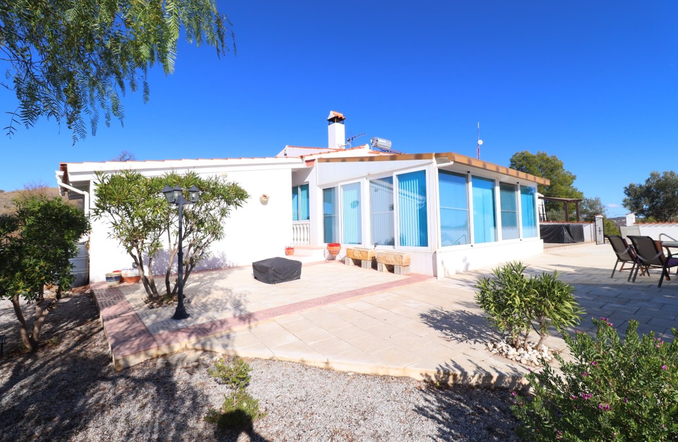 Resale - Villa -
Zarzalico