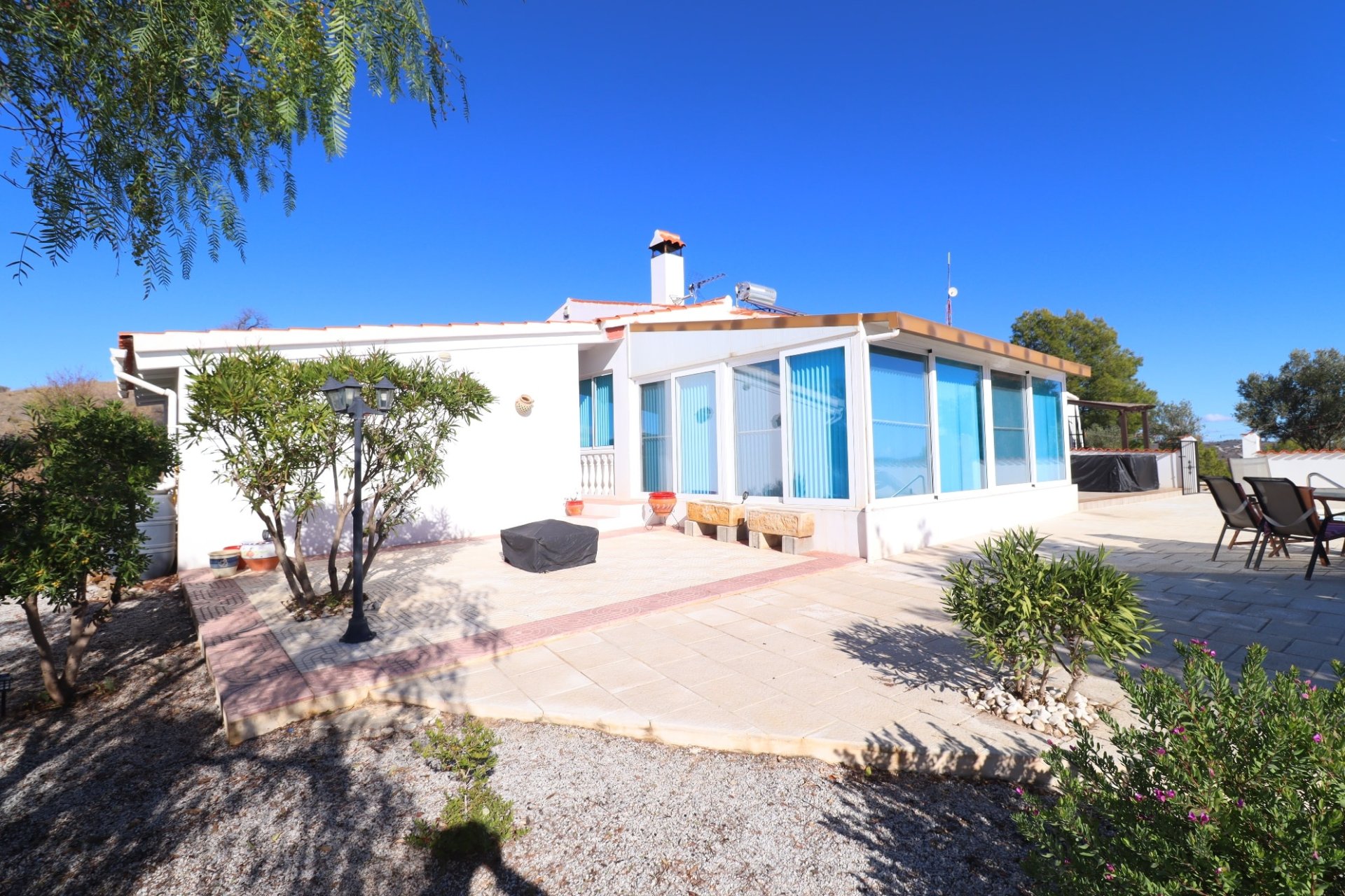 Resale - Villa -
Zarzalico