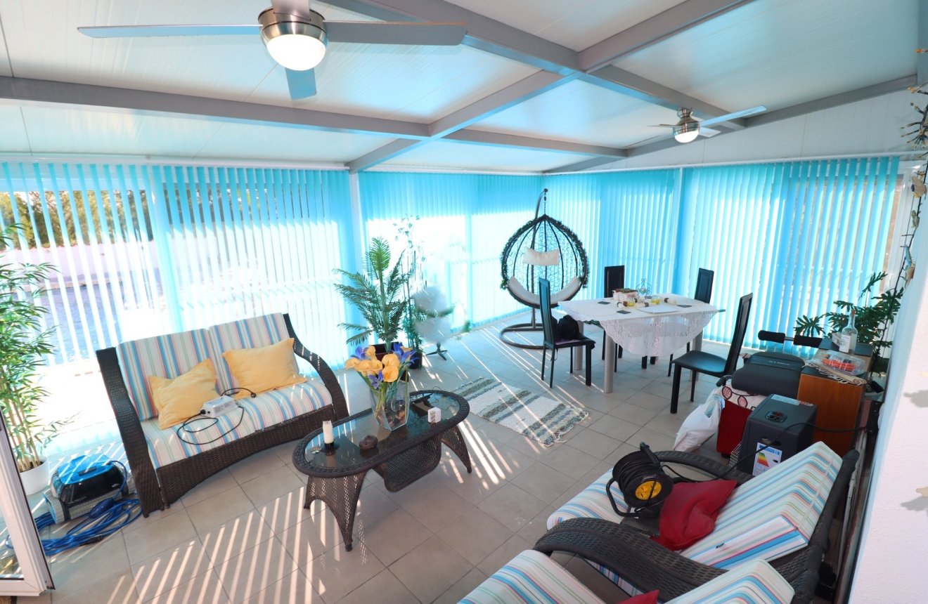 Resale - Villa -
Zarzalico