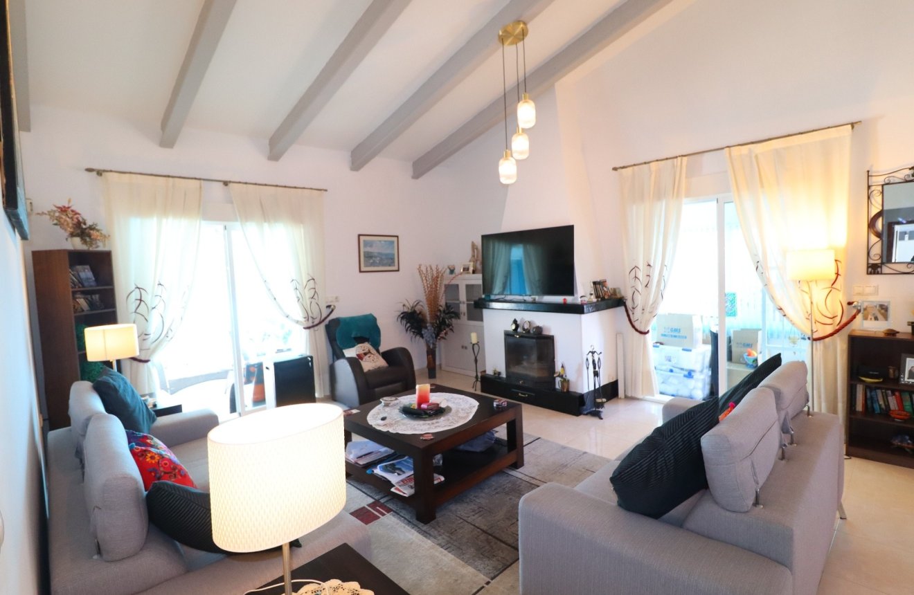 Resale - Villa -
Zarzalico