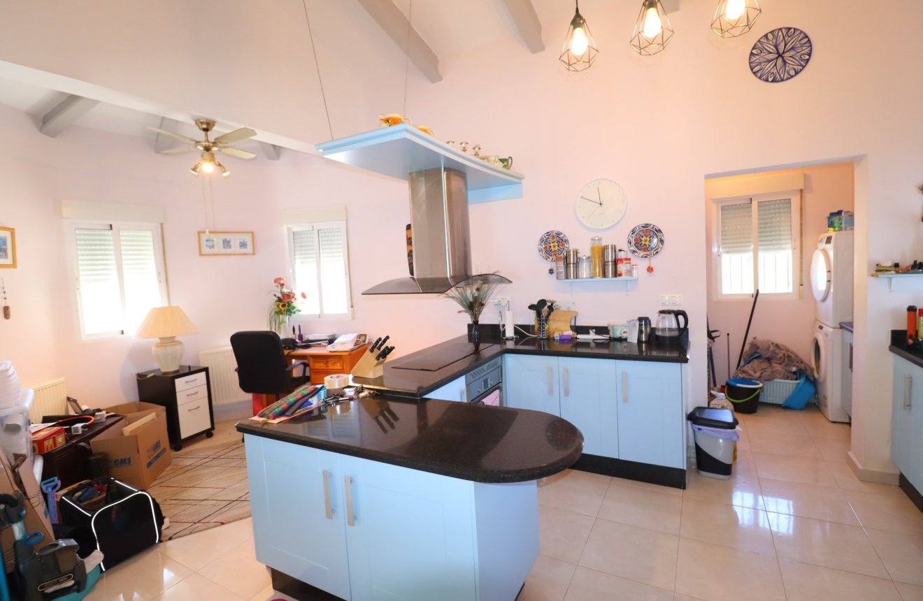 Resale - Villa -
Zarzalico