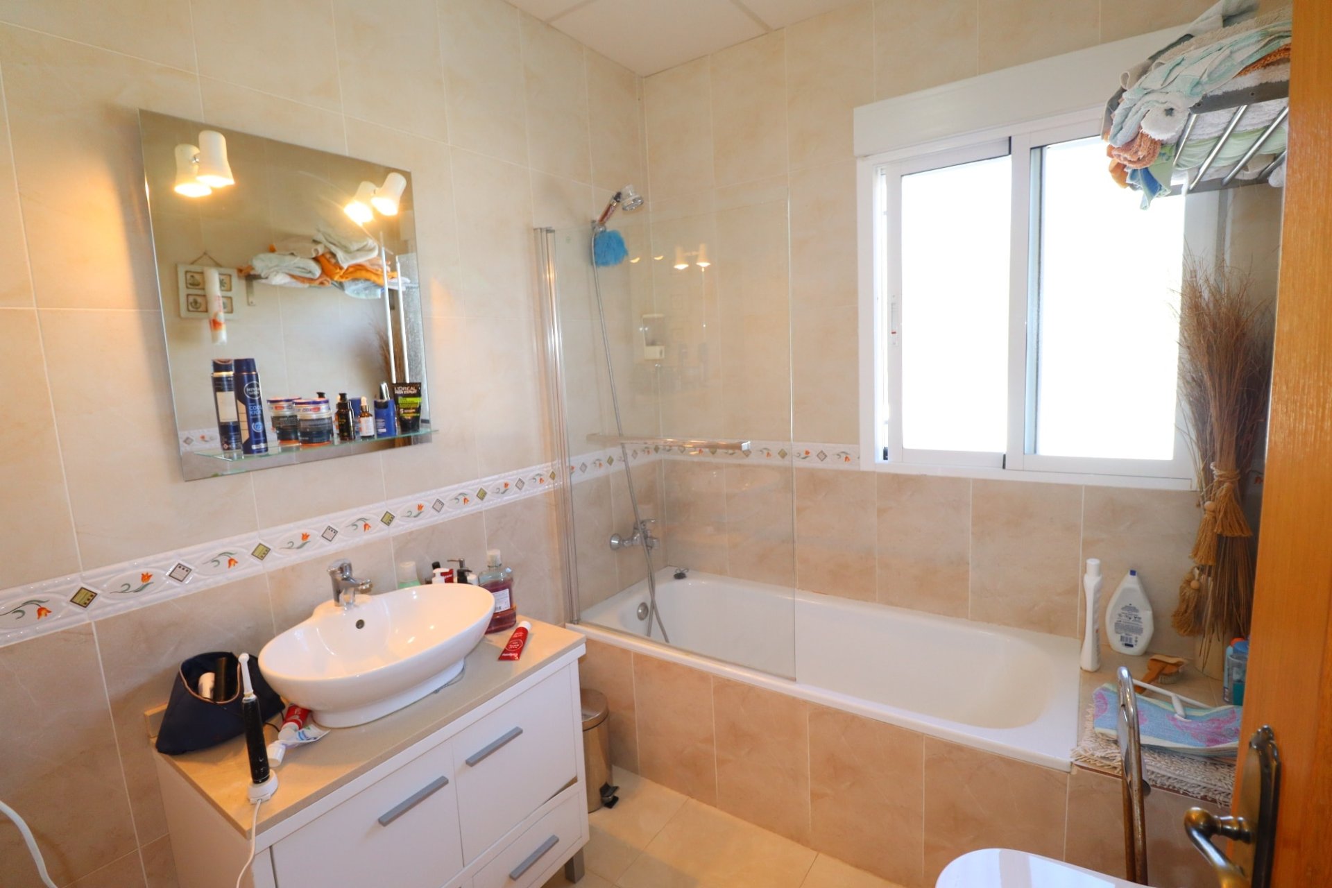 Resale - Villa -
Zarzalico