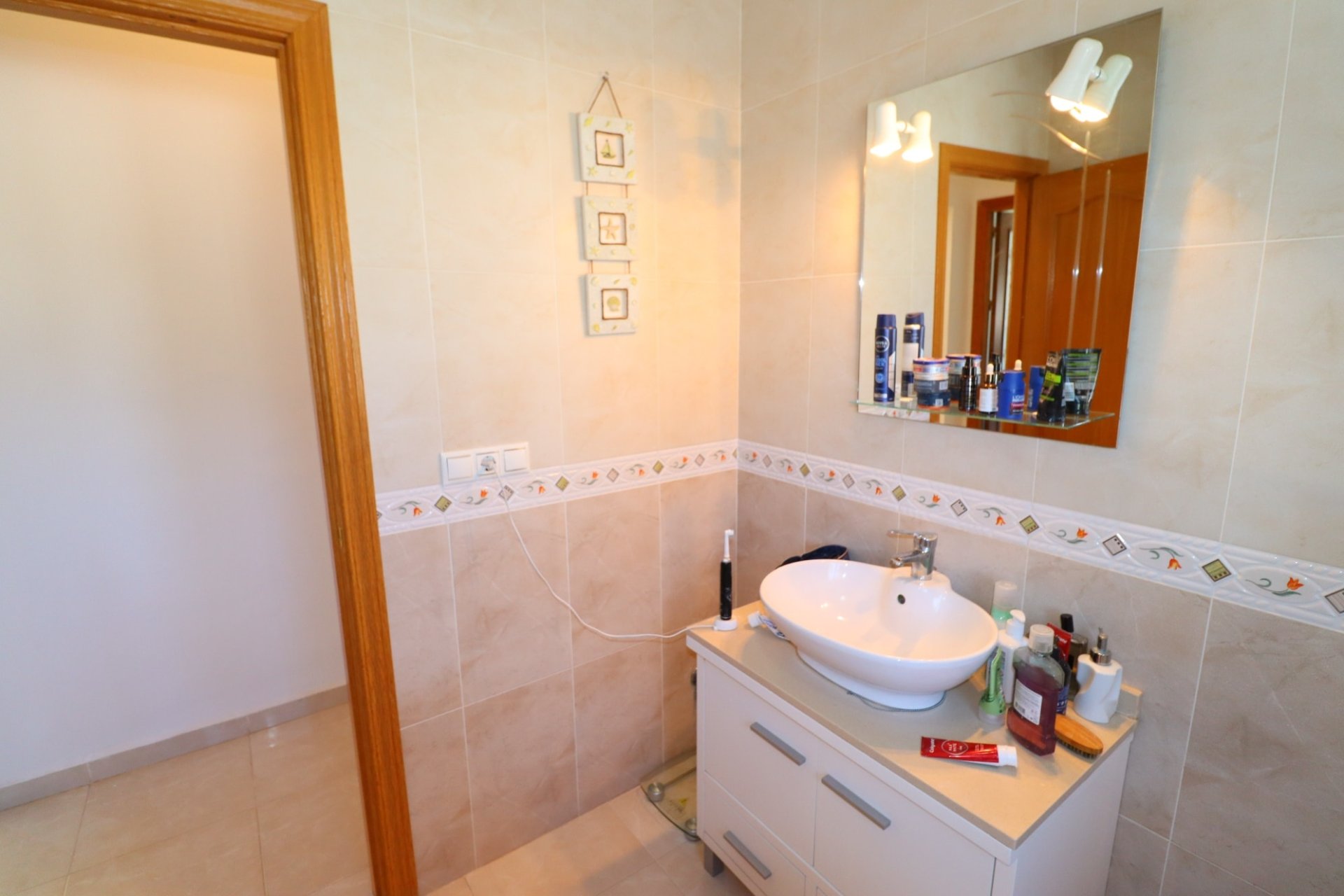 Resale - Villa -
Zarzalico