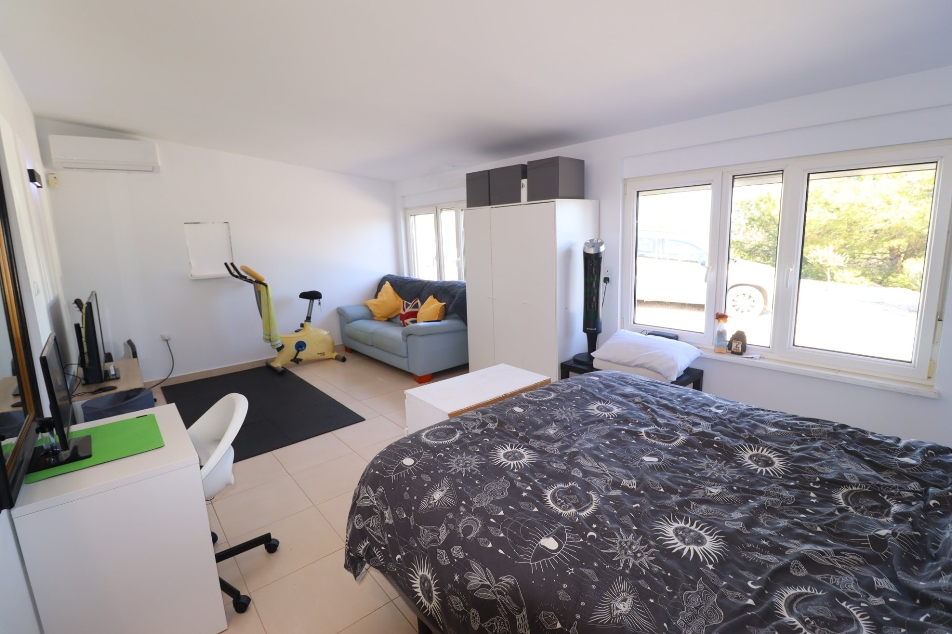 Resale - Villa -
Zarzalico