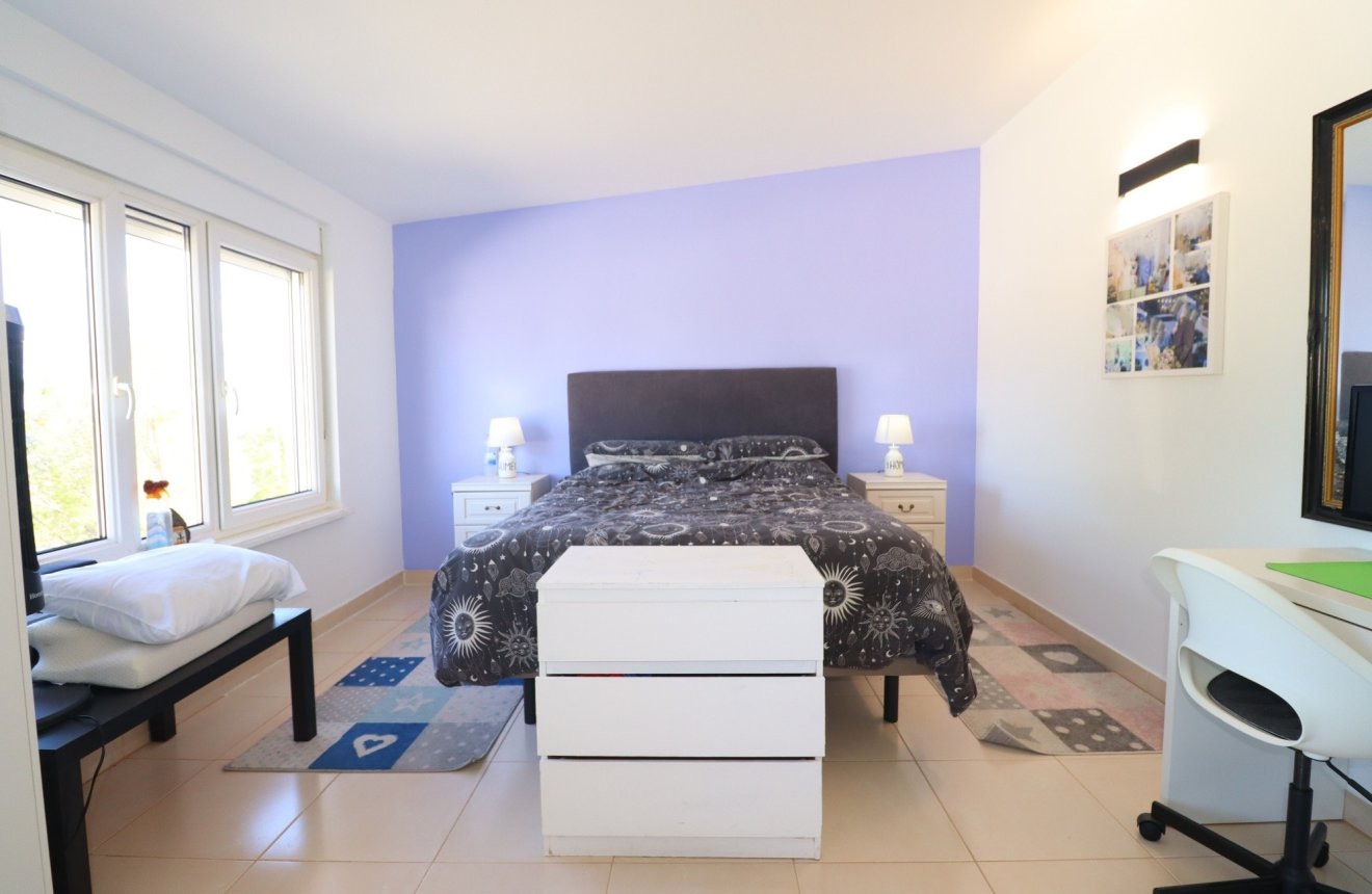 Resale - Villa -
Zarzalico