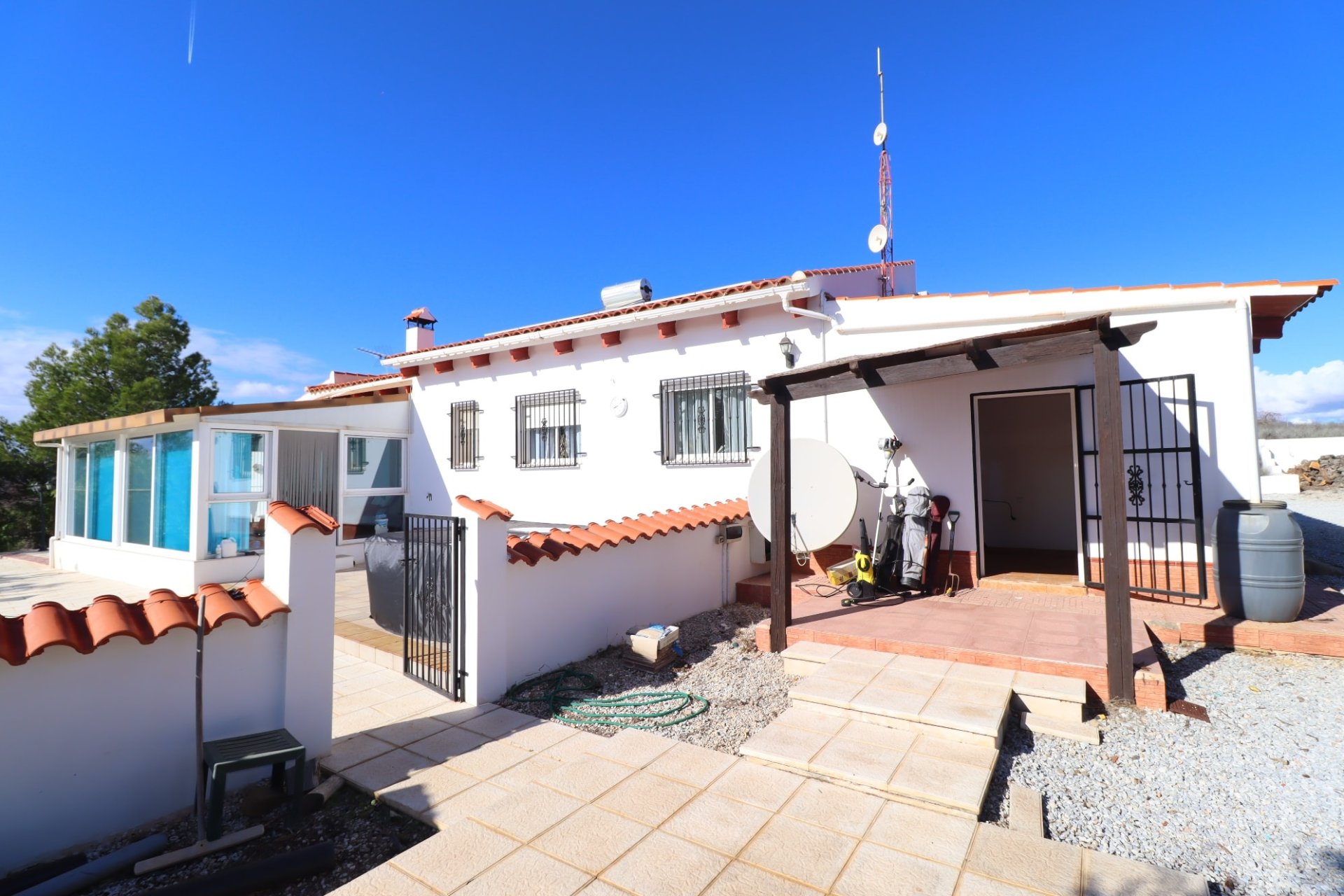 Resale - Villa -
Zarzalico