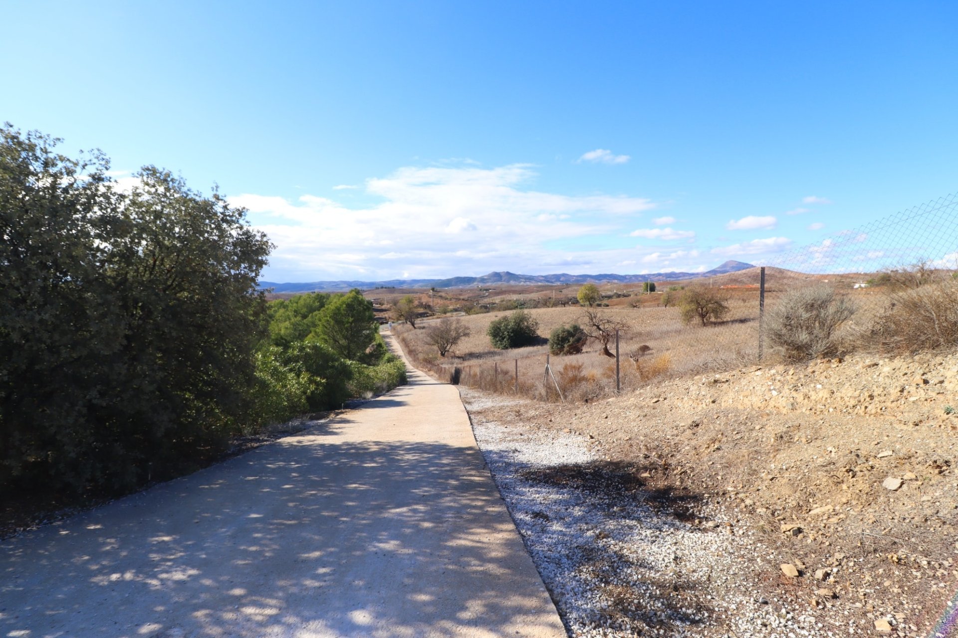 Resale - Villa -
Zarzalico