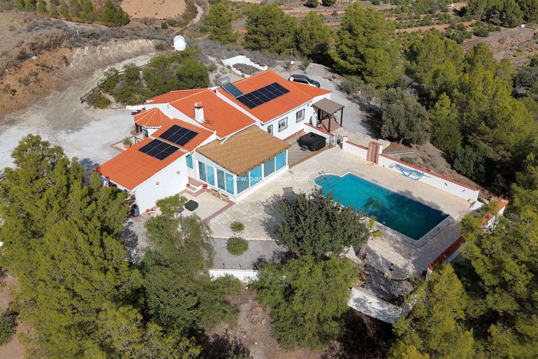 Resale - Villa -
Zarzalico