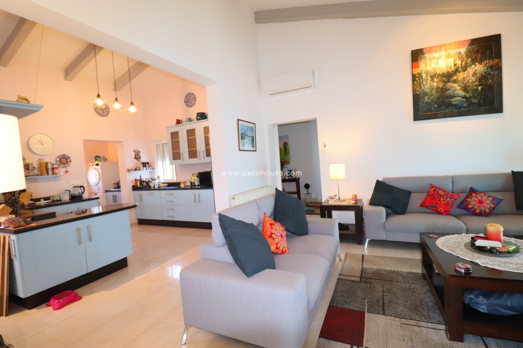 Resale - Villa -
Zarzalico