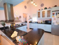 Resale - Villa -
Zarzalico