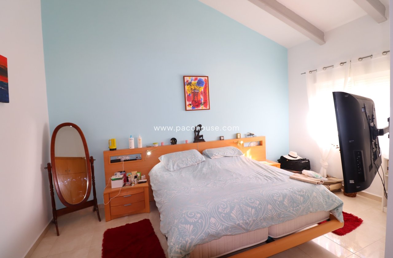 Resale - Villa -
Zarzalico