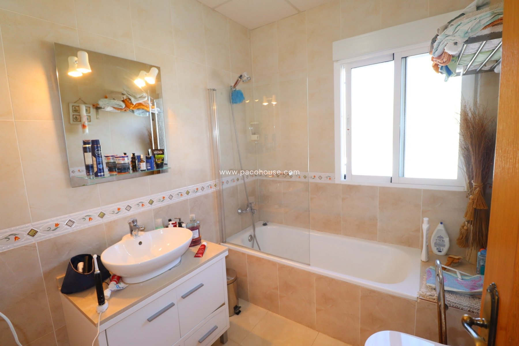 Resale - Villa -
Zarzalico