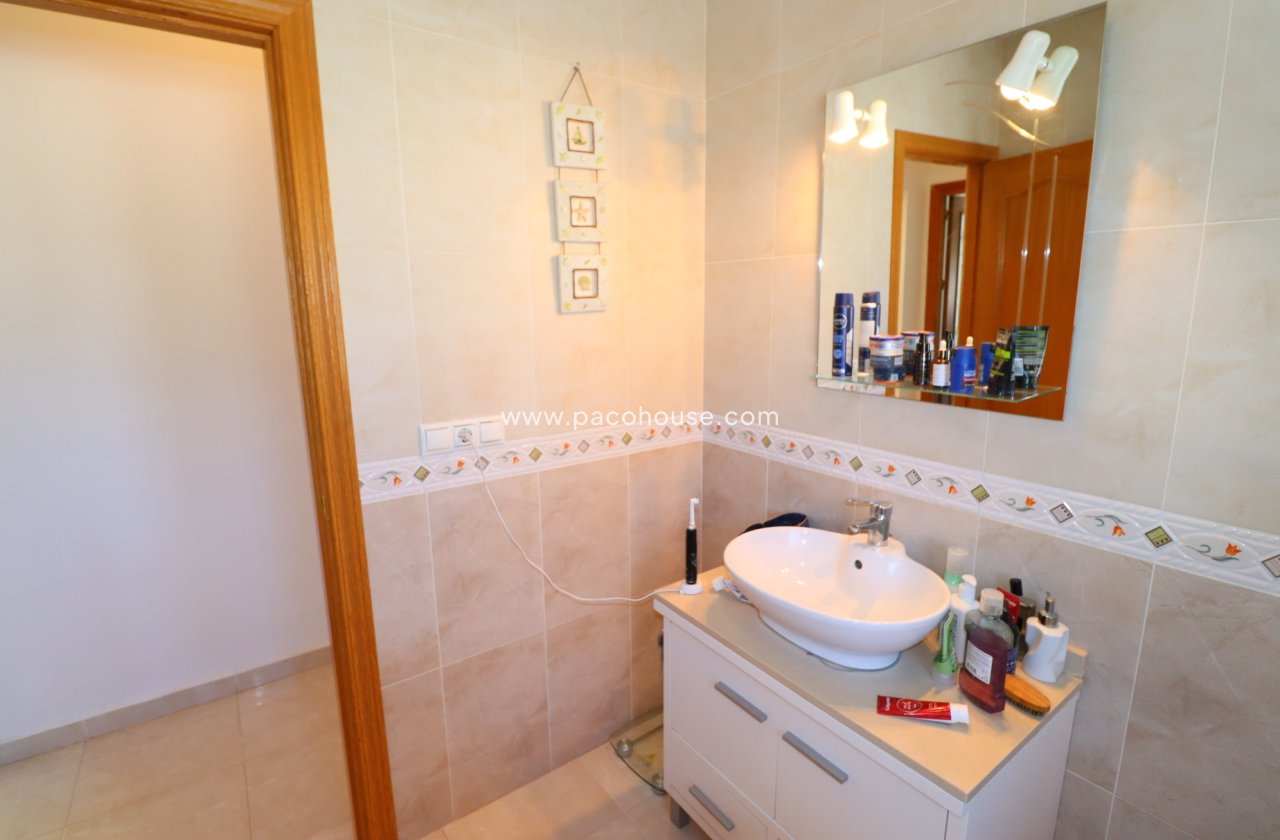 Resale - Villa -
Zarzalico