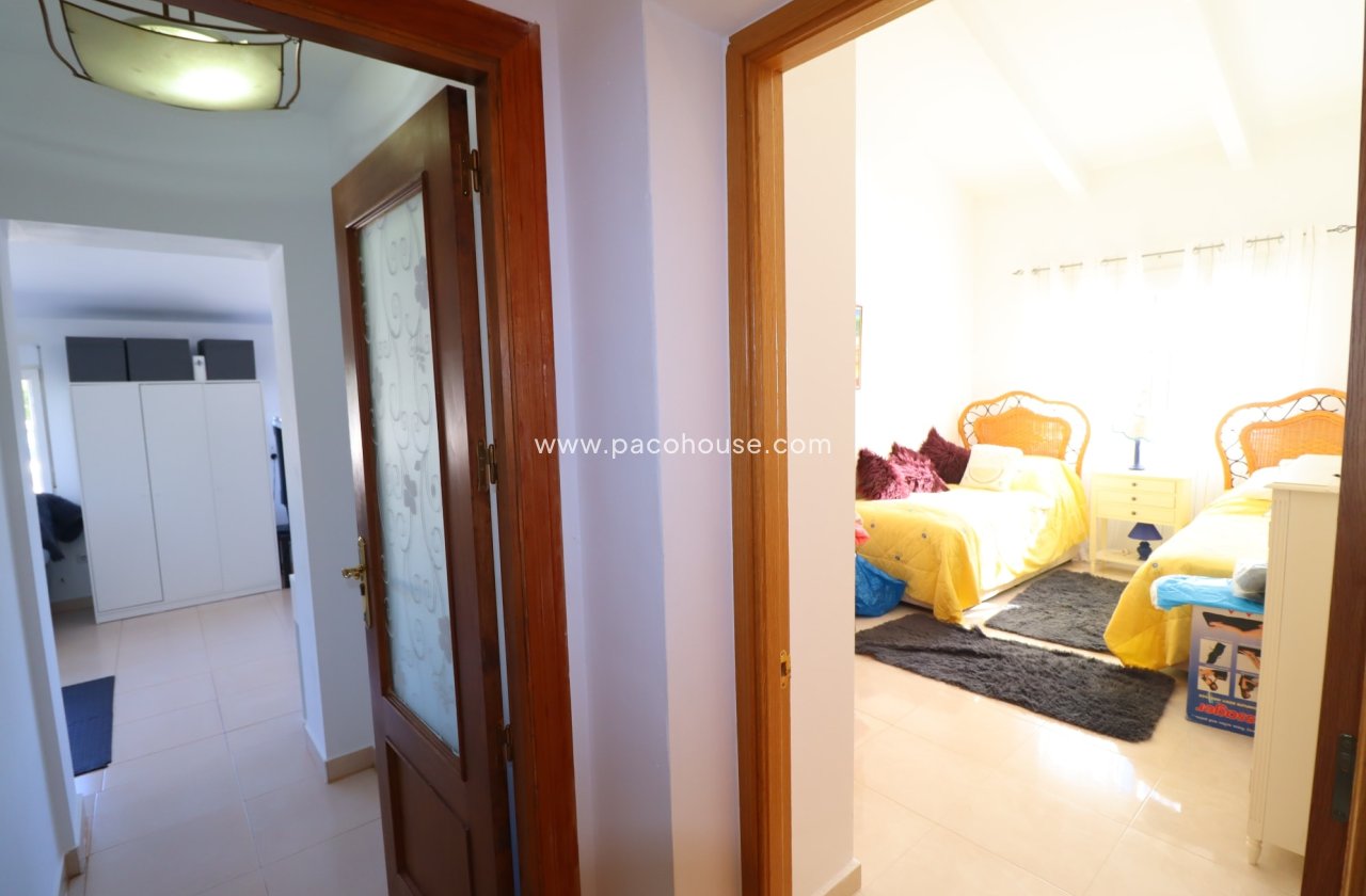 Resale - Villa -
Zarzalico