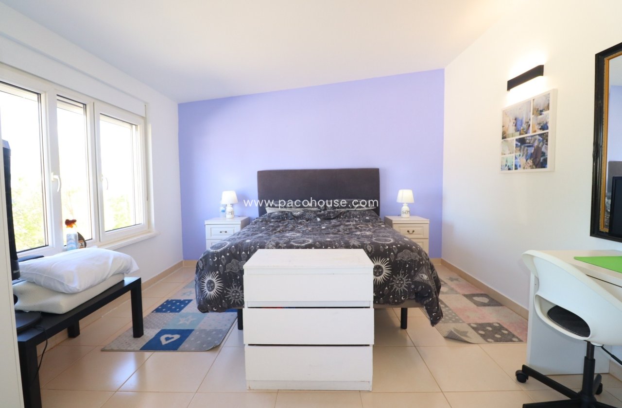 Resale - Villa -
Zarzalico