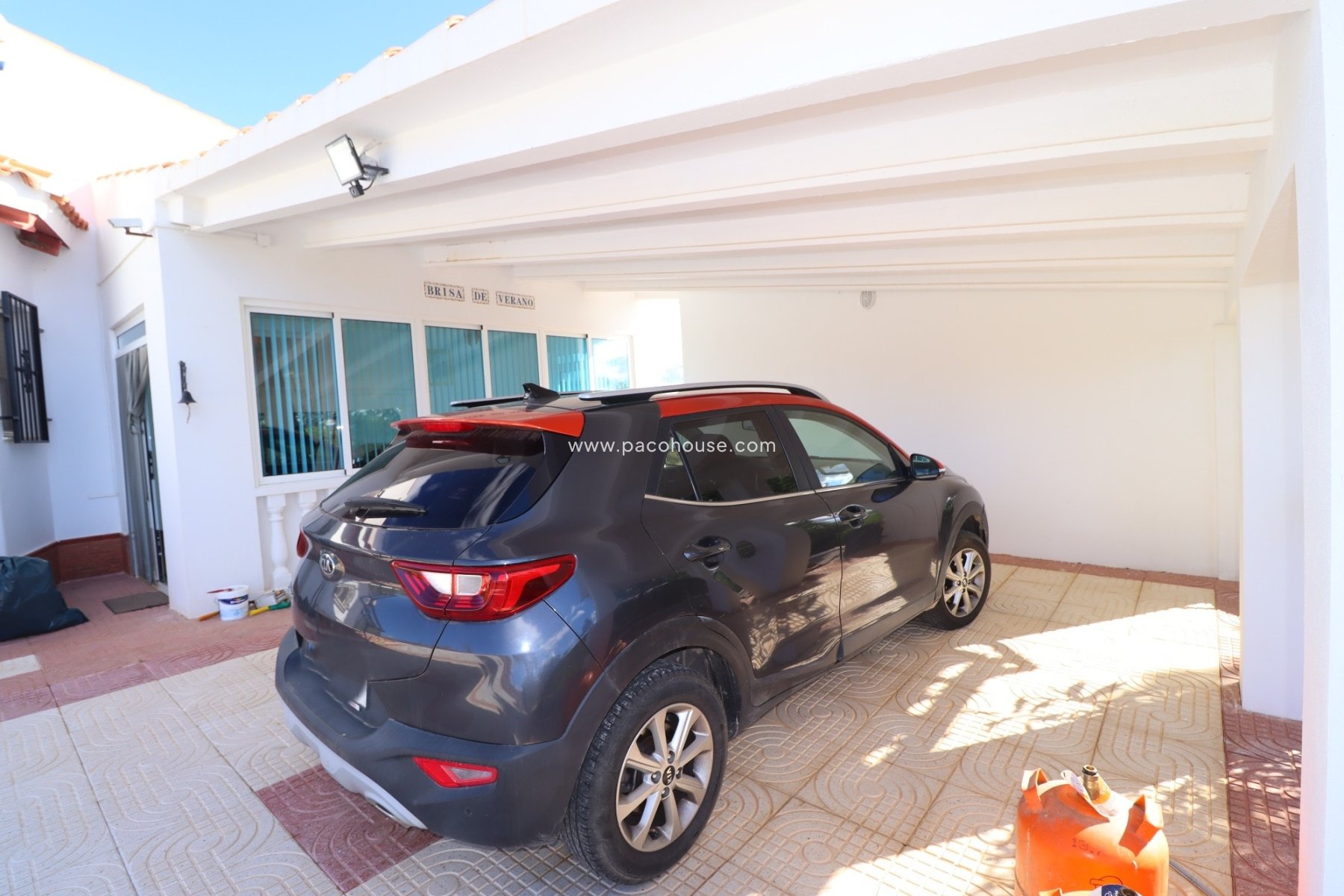 Resale - Villa -
Zarzalico