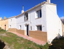 Reventa - Cortijo -
Chirivel