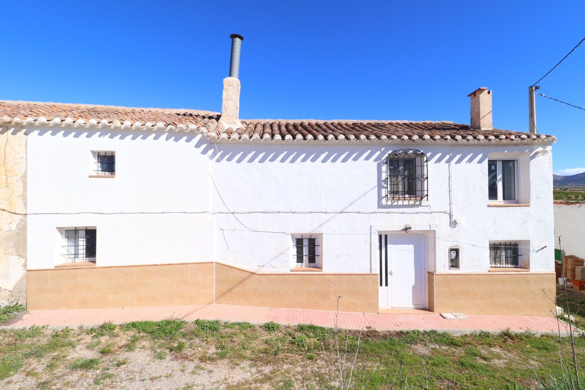 Reventa - Cortijo -
Chirivel