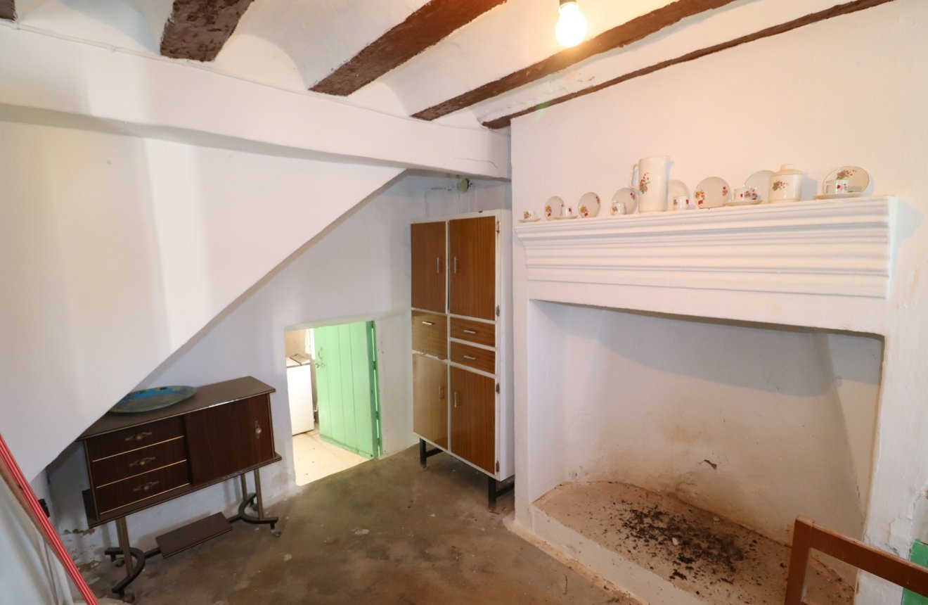 Reventa - Cortijo -
Chirivel