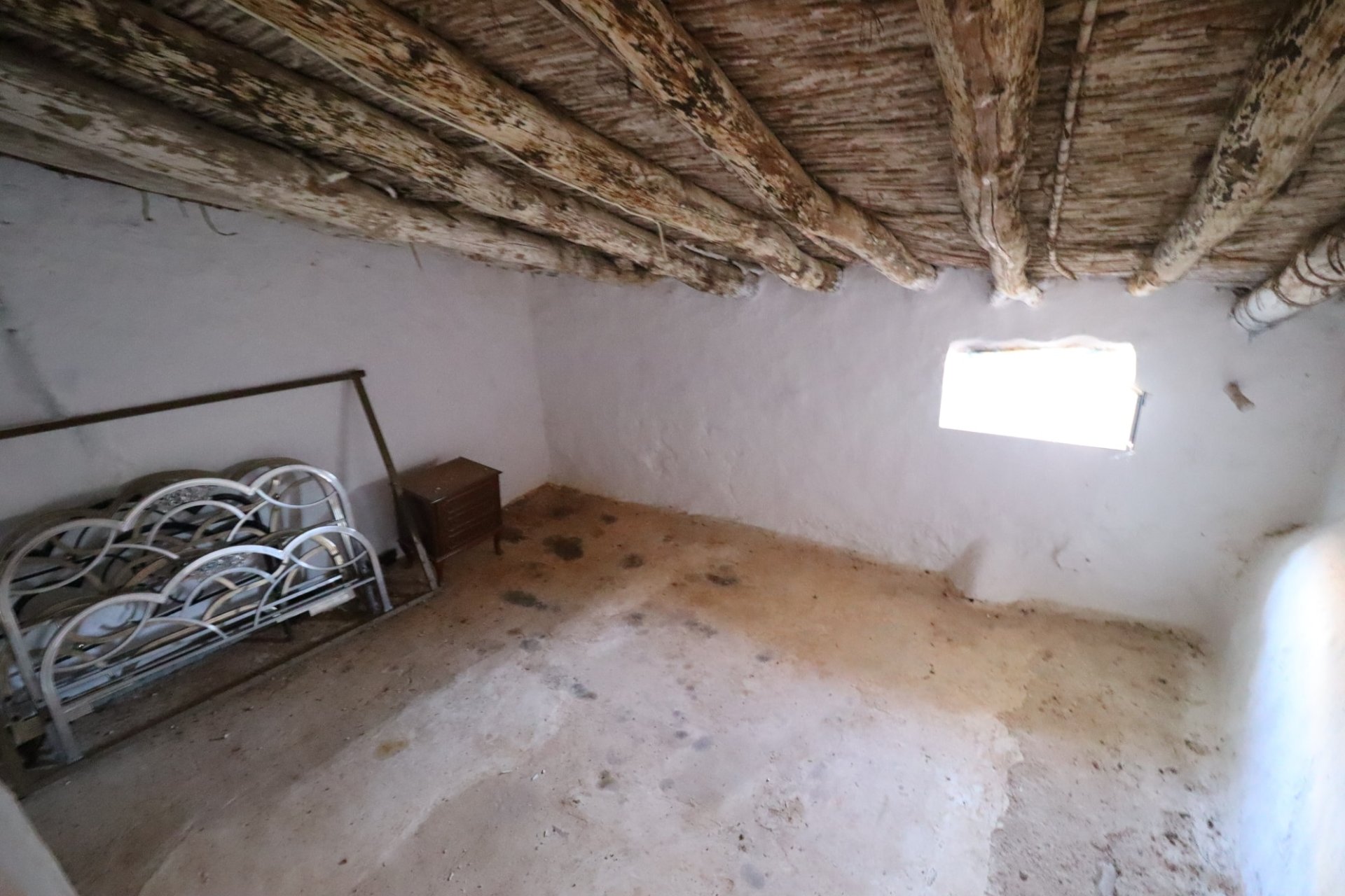 Reventa - Cortijo -
Chirivel