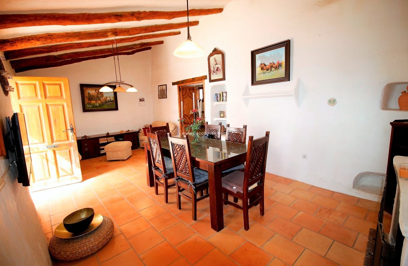 Reventa - Cortijo -
Puerto Lumbreras