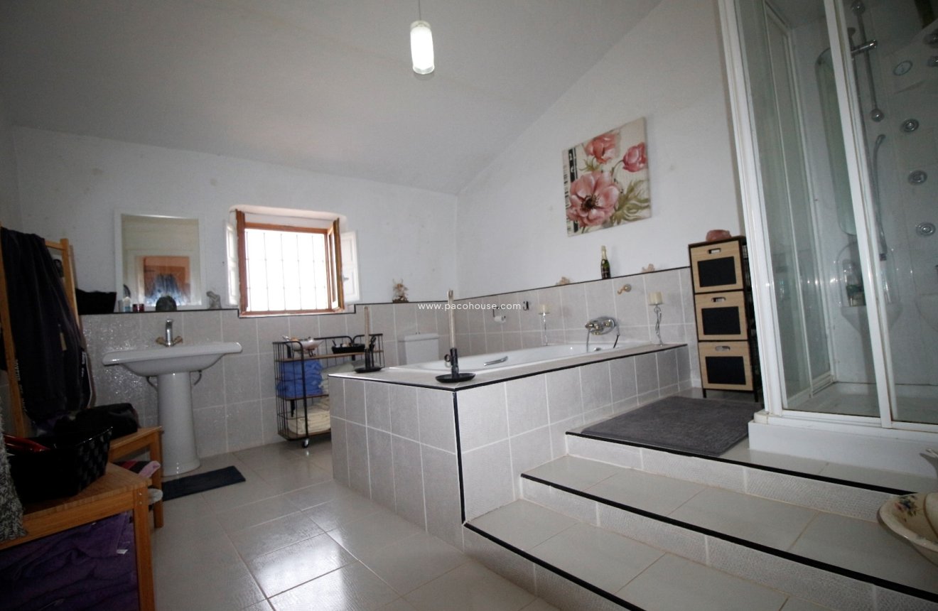 Reventa - Cortijo -
Puerto Lumbreras