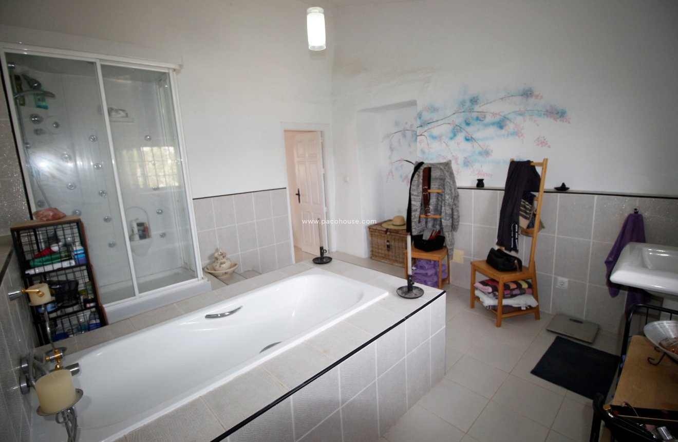 Reventa - Cortijo -
Puerto Lumbreras