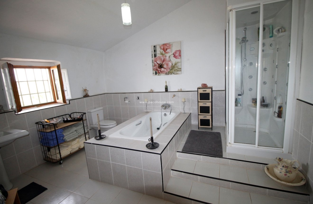 Reventa - Cortijo -
Puerto Lumbreras