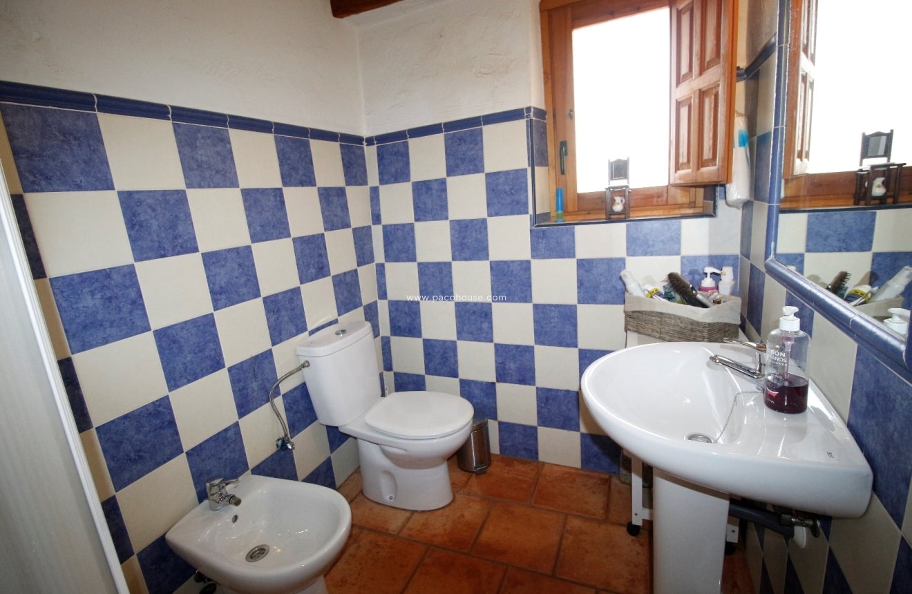 Reventa - Cortijo -
Puerto Lumbreras