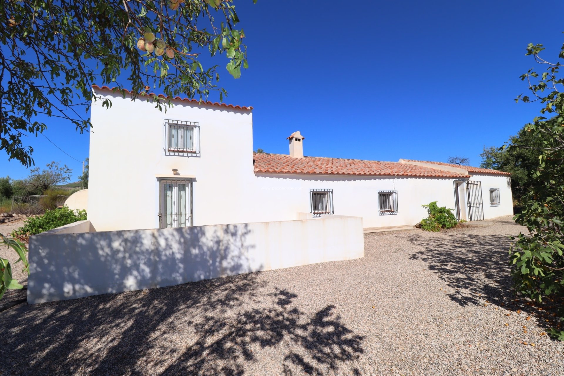 Reventa - Cortijo -
Velez-Blanco