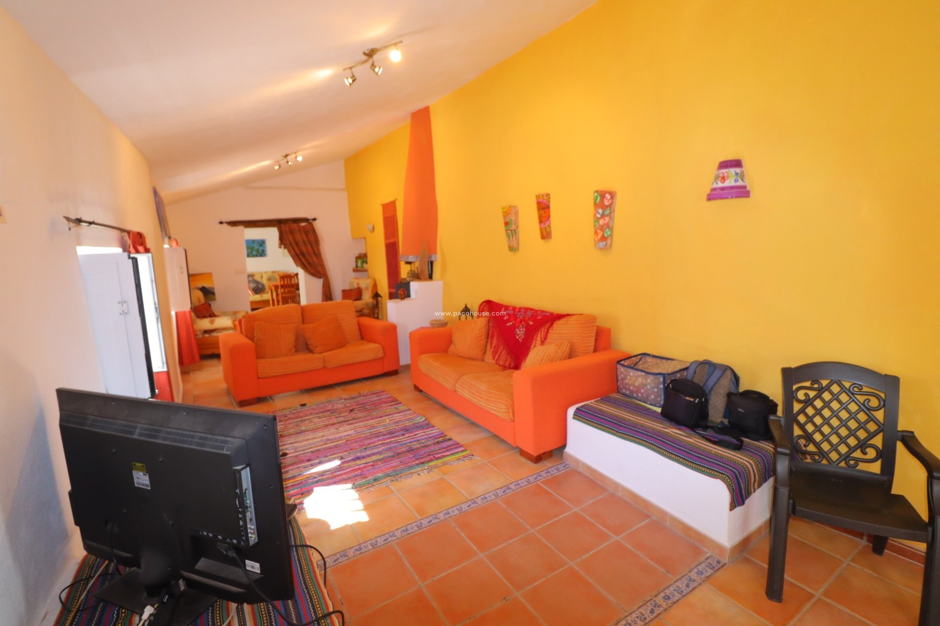 Reventa - Cortijo -
Velez-Blanco