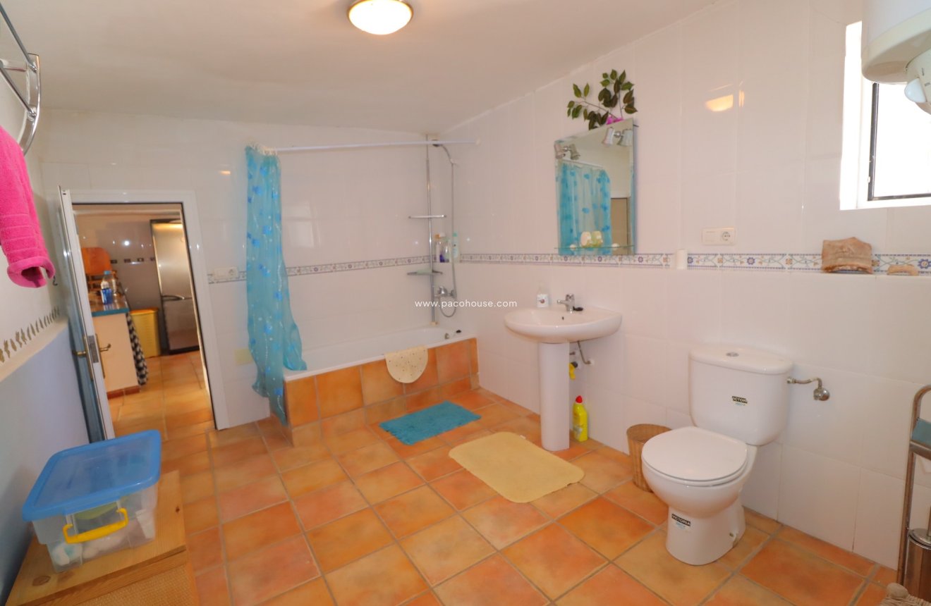 Reventa - Cortijo -
Velez-Blanco