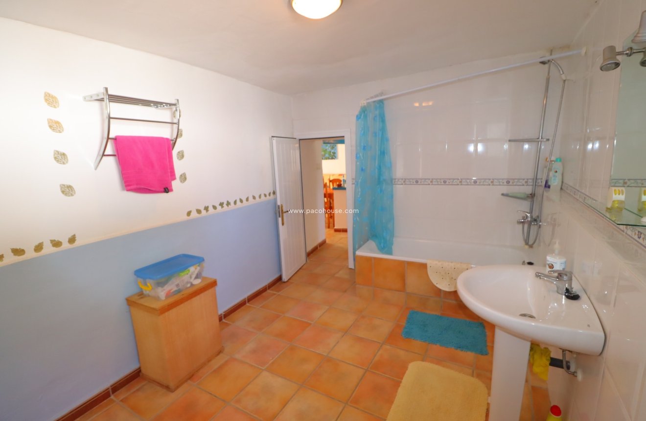 Reventa - Cortijo -
Velez-Blanco