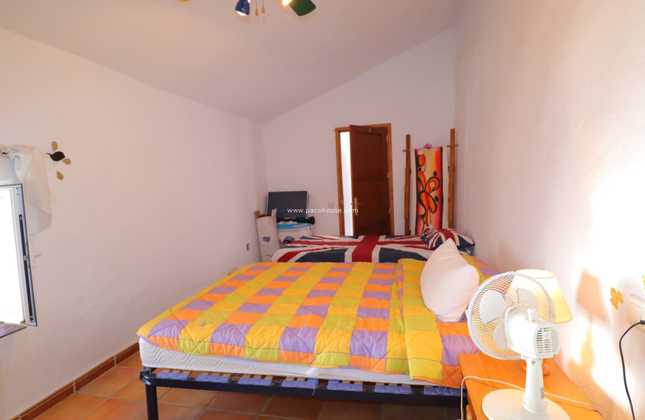 Reventa - Cortijo -
Velez-Blanco