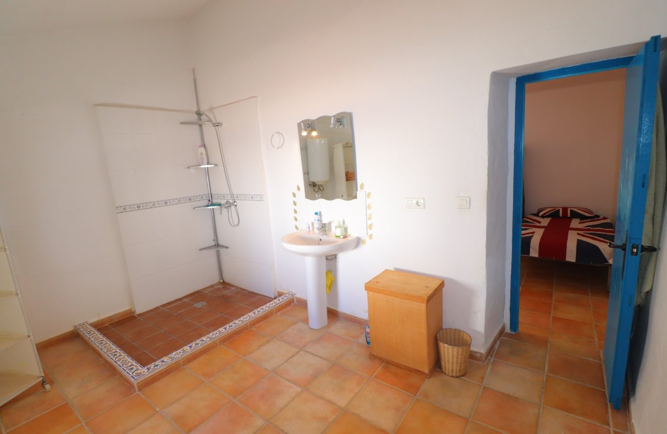 Reventa - Cortijo -
Velez-Blanco